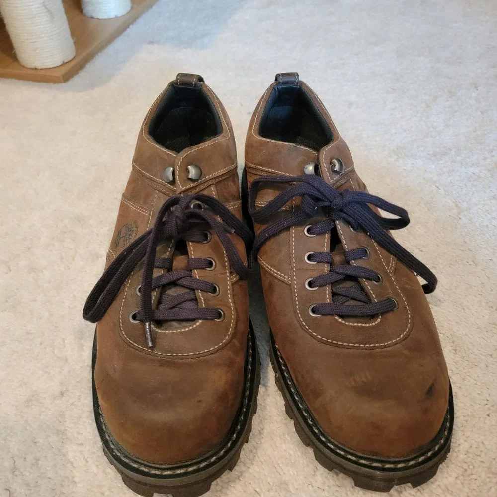 Timberland Men's Shoe Size 12W. Excellent condition! - Picture 1 of 8